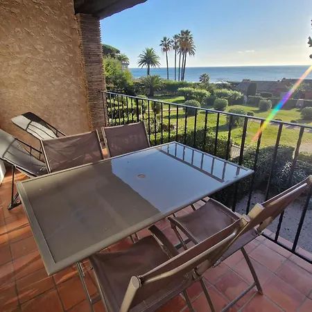 Avec Mezzanine, Piscine, Parking Et Pres De La A - Fr-1-780-81 Sainte-Maxime