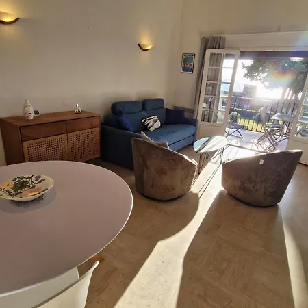 Apartment Avec Mezzanine, Piscine, Parking Et Pres De La A - Fr-1-780-81 *
